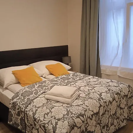 Apartment Old Town - B7 *