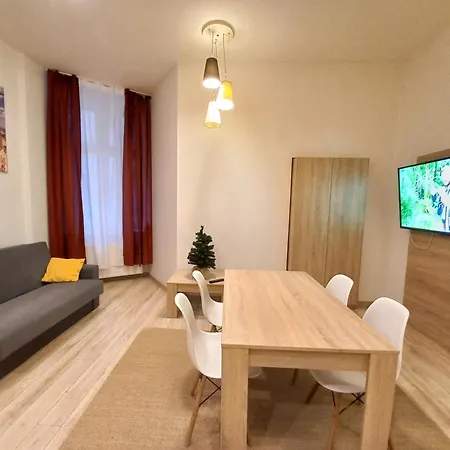 Old Town - B7 Apartament *